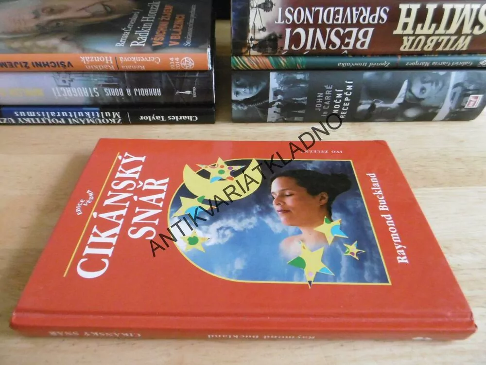 CIKÁNSKÝ SNÁŘ, RAYMOND BUCKLAND, **an