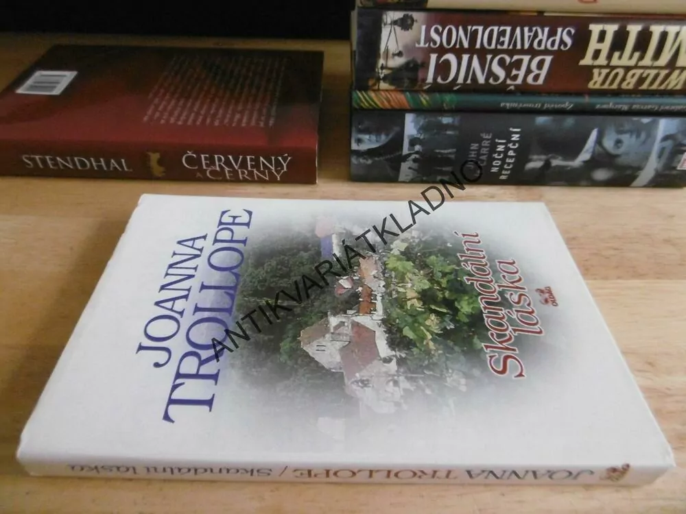 SKANDÁLNÍ LÁSKA, JOANNA TROLLOPE, **an