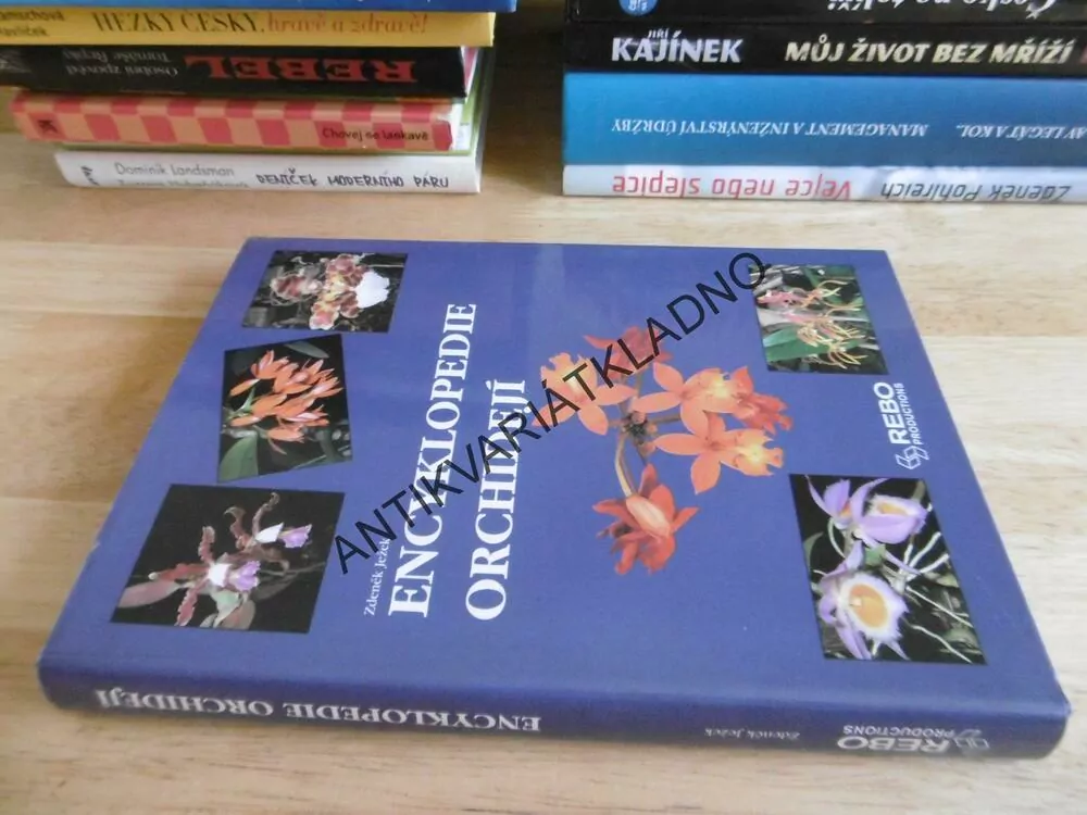 ENCYKLOPEDIE ORCHIDEJÍ, ZDENĚK JEŽEK, **an
