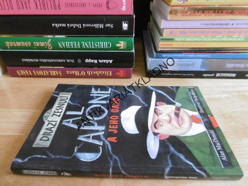 AL CAPONE A JEHO GANG, DRAZÍ ZESNULÍ, ALAN ARNOLD, PHILIP REEVE, **an