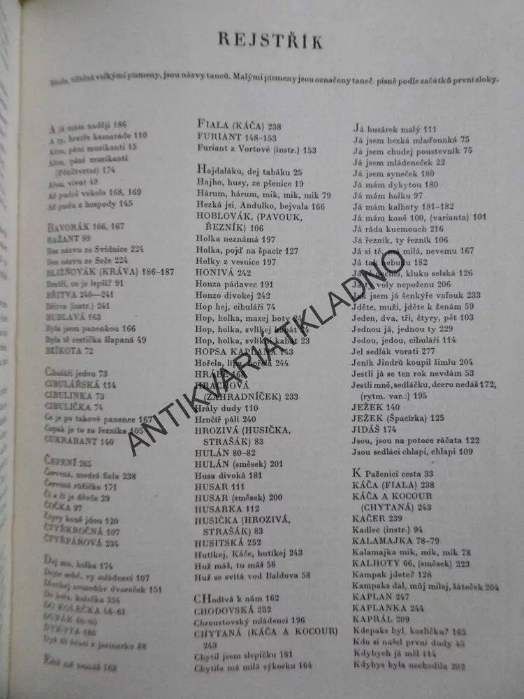 ZAHRAJTE MI DO KOLA! TANCE ČESKÉHO LIDU, 1945
