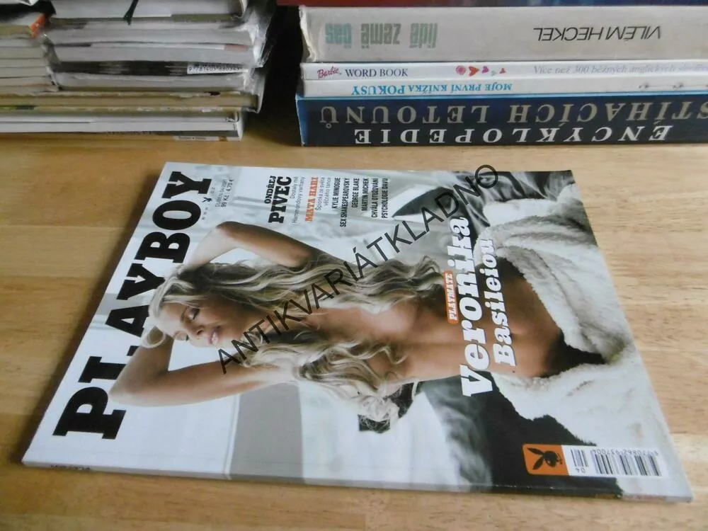 PLAYBOY, 4/2021, PLAYMATE VERONIKA BASILEIOU, PIVEC