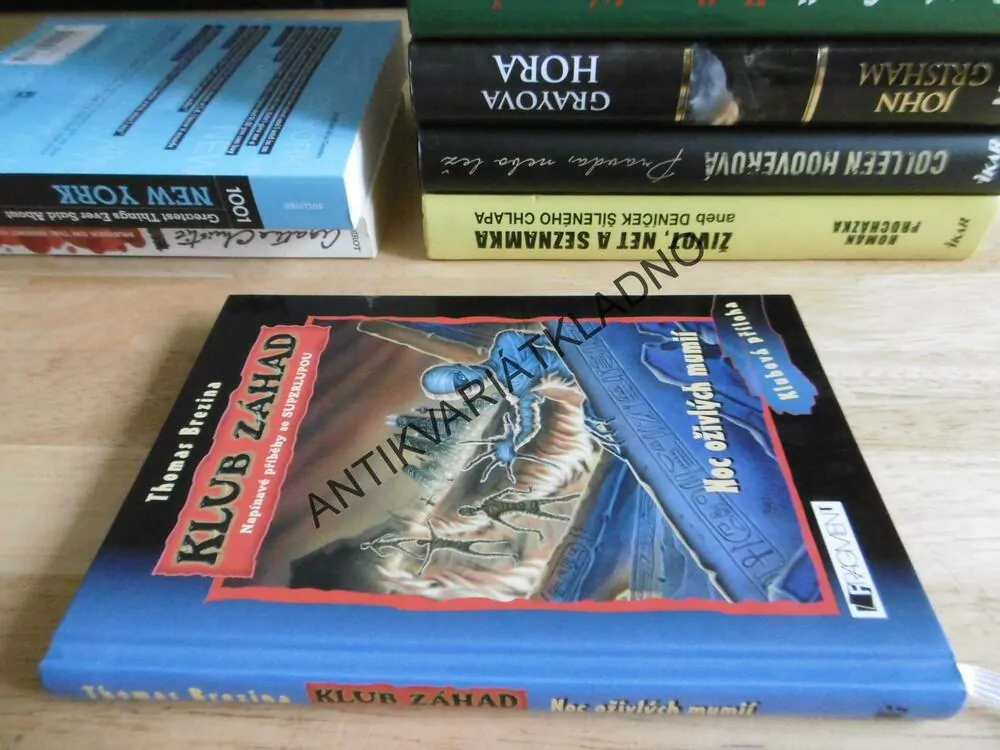 KLUB ZÁHAD, NOC OŽIVLÝCH MUMIÍ, LUPA, THOMAS BREZINA, bez lupy, **an