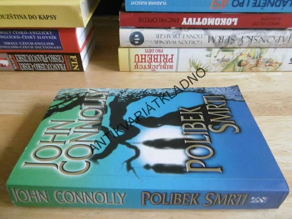 POLIBEK SMRTI, JOHN CONNOLLY, **an