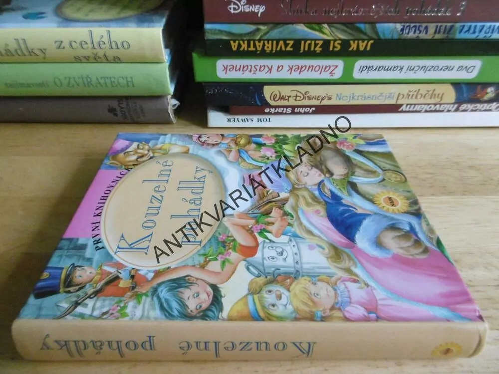 KOUZELNÉ POHÁDKY, **an