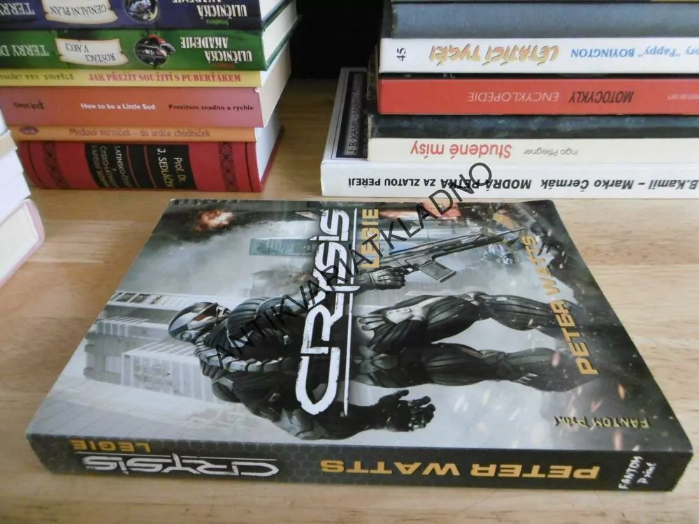 CRYSIS LEGIE, PETER WATTS, **an