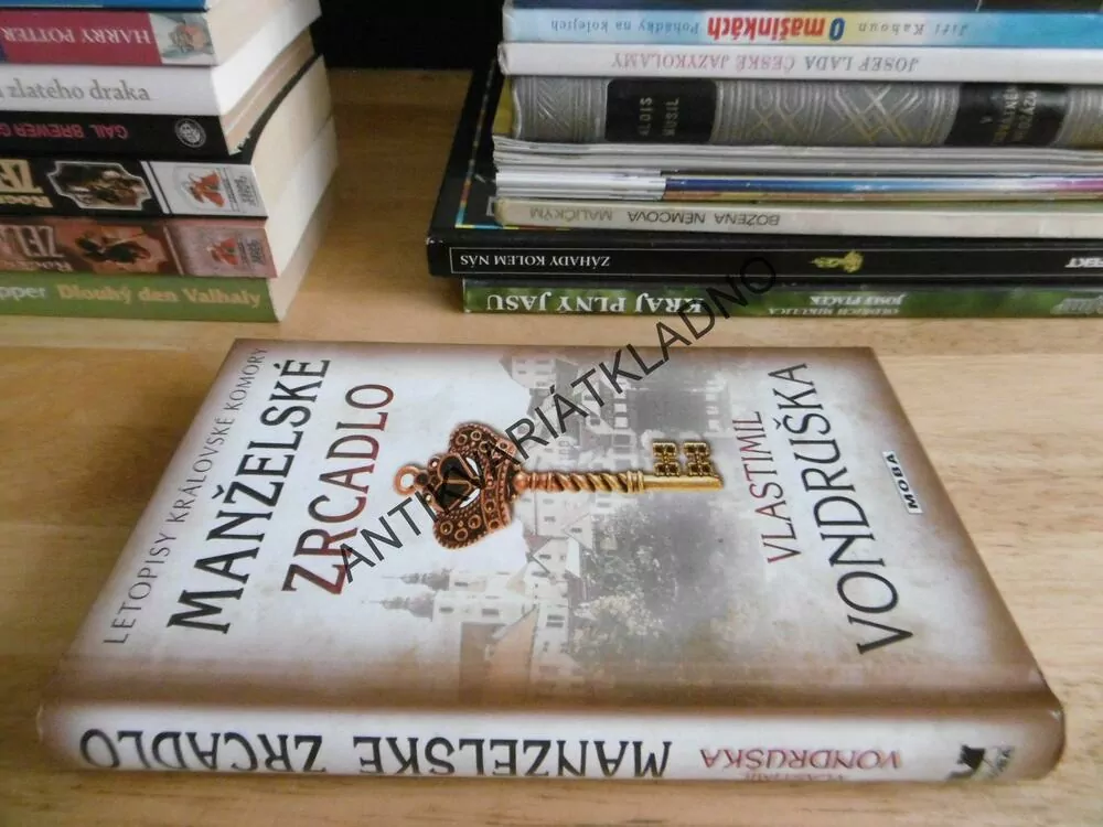 MANŽELSKÉ ZRCADLO, VLASTIMIL VONDRUŠKA, **an