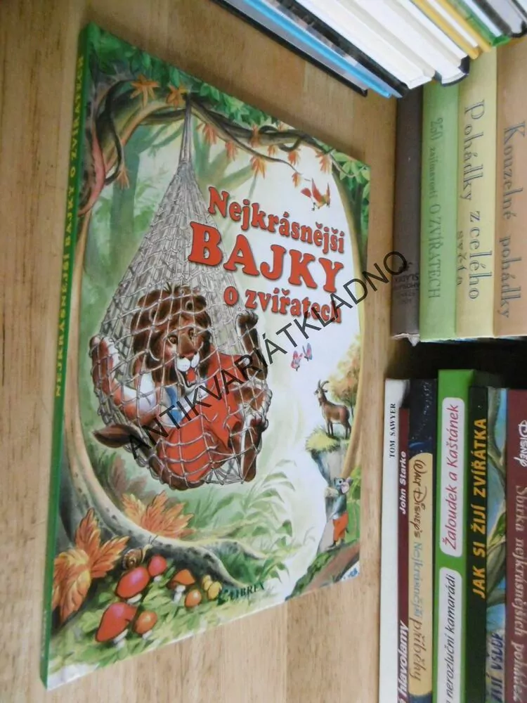 NEJKRÁSNĚJŠÍ BAJKY O ZVÍŘATECH, **an