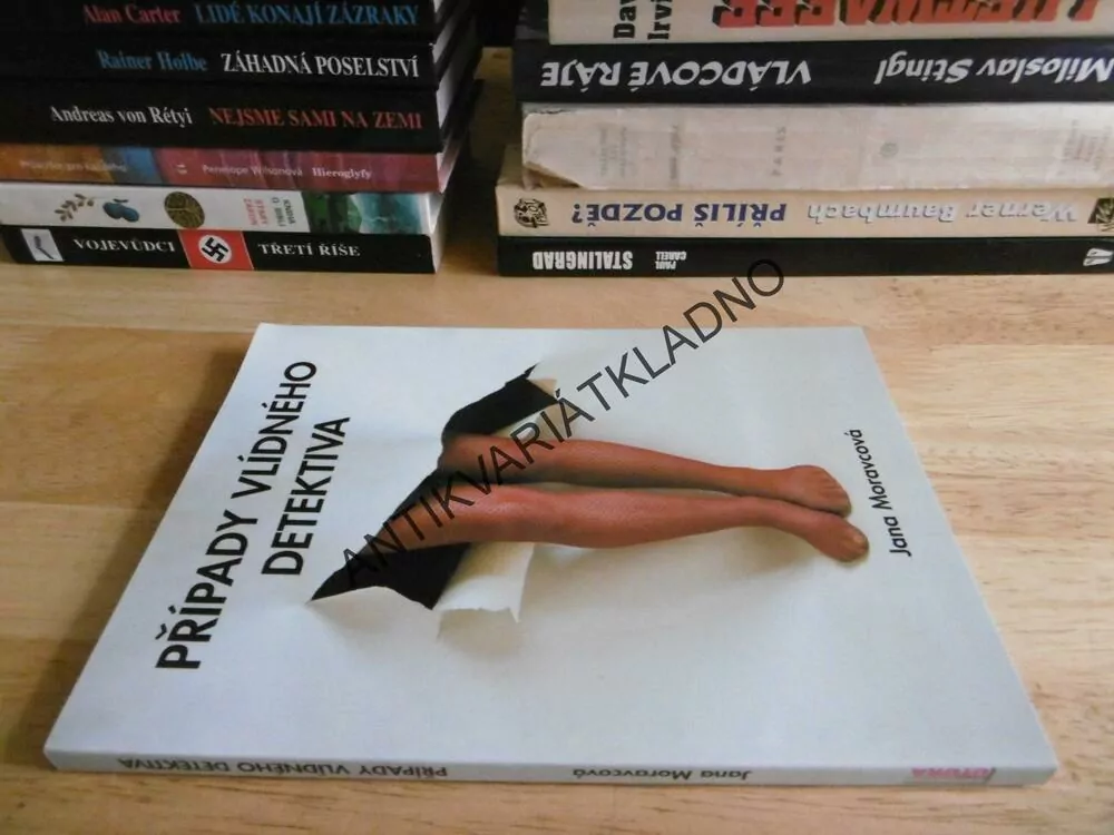 PŘÍPADY VLÍDNÉHO DETEKTIVA, JANA MORAVCOVÁ, **an