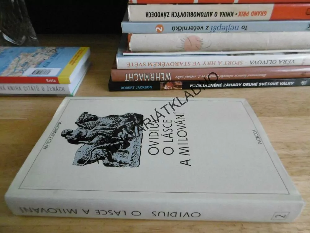 OVIDIUS O LÁSCE A MILOVÁNÍ, **an