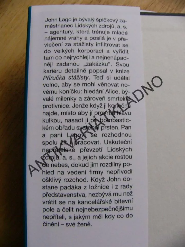NEPŘÁTELSKÉ PŘEVZETÍ, SHANE KUHN, **an