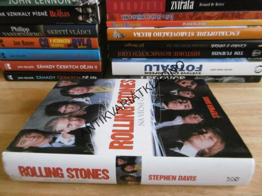 ROLLING STONES NA VĚČNÉ ČASY? STEPHEN DAVIS, **an