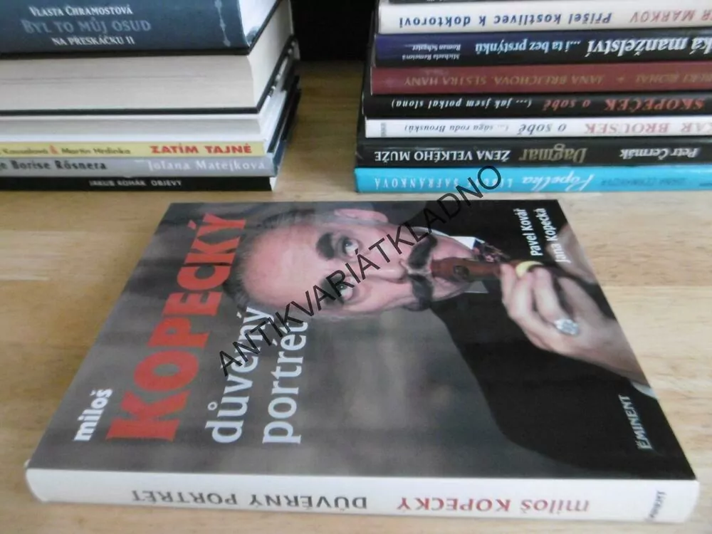 MILOŠ KOPECKÝ, DŮVĚRNÝ PORTRÉT, PAVEL KOVÁŘ, JANA KOPECKÁ, **an