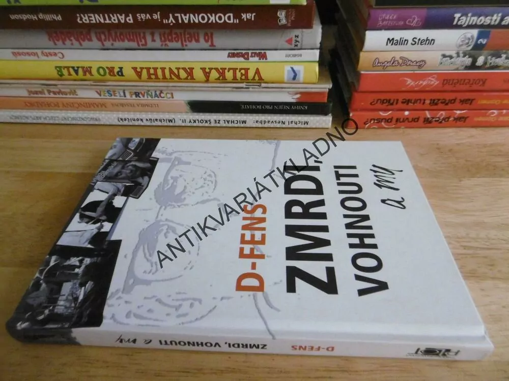 ZMRDI, VOHNOUTI A MY, D-FENS, **an