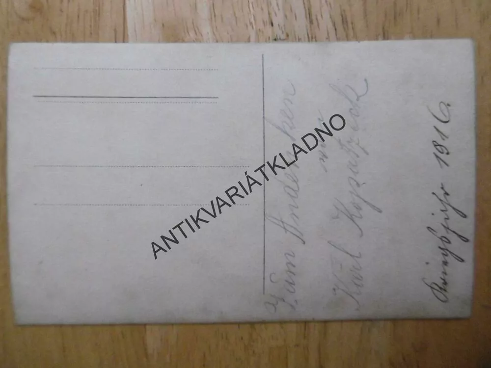 MUŽ, KNIHA, ČTENÍ, ATELIÉR, KŘESLO, 1916