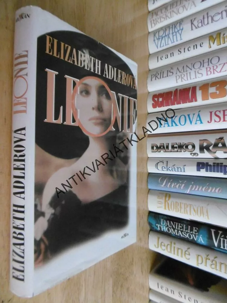 LEONIE, ELIZABETH ADLEROVÁ, **an