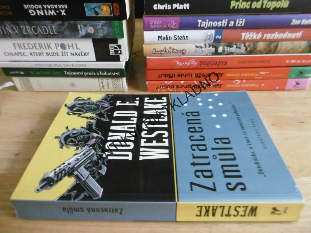 ZATRACENÁ SMŮLA, DONALD E. WESTLAKE, **an