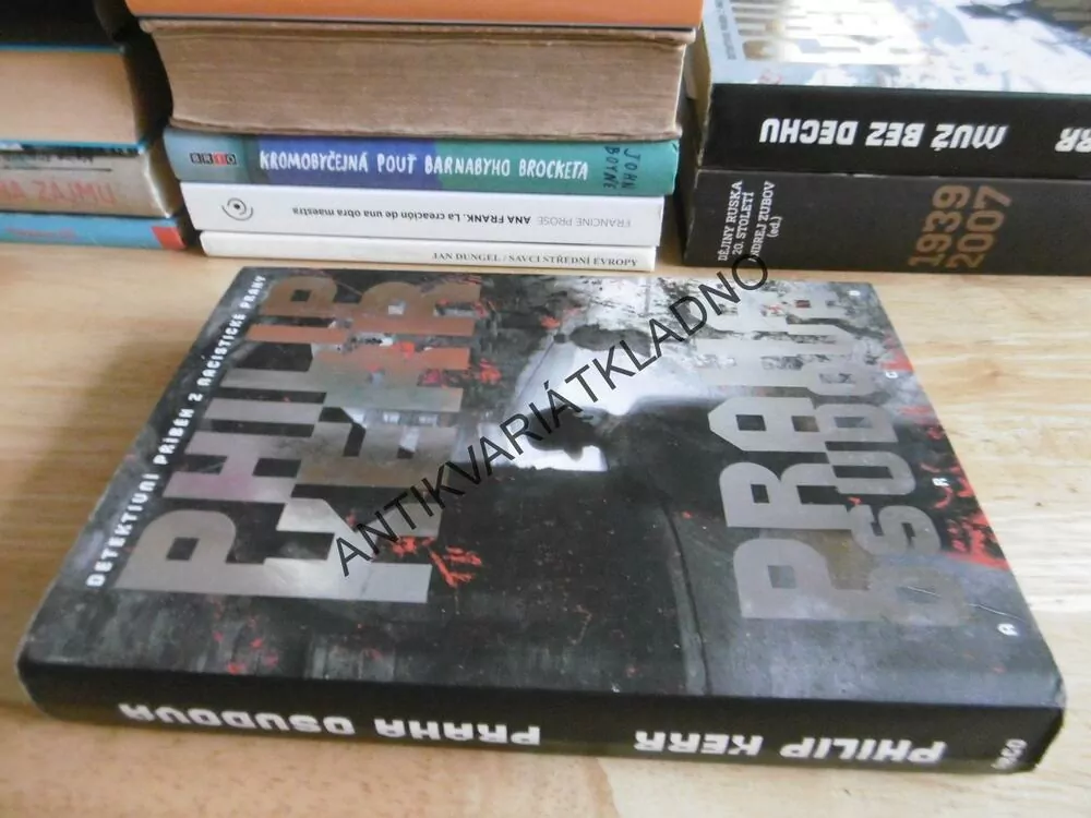 PRAHA OSUDOVÁ, PHILIP KERR, **an