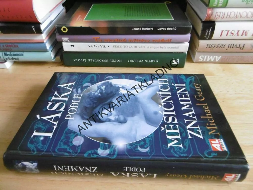 LÁSKA PODLE MĚSÍČNÍCH ZNAMENÍ, MICHAEL GEARY, **an