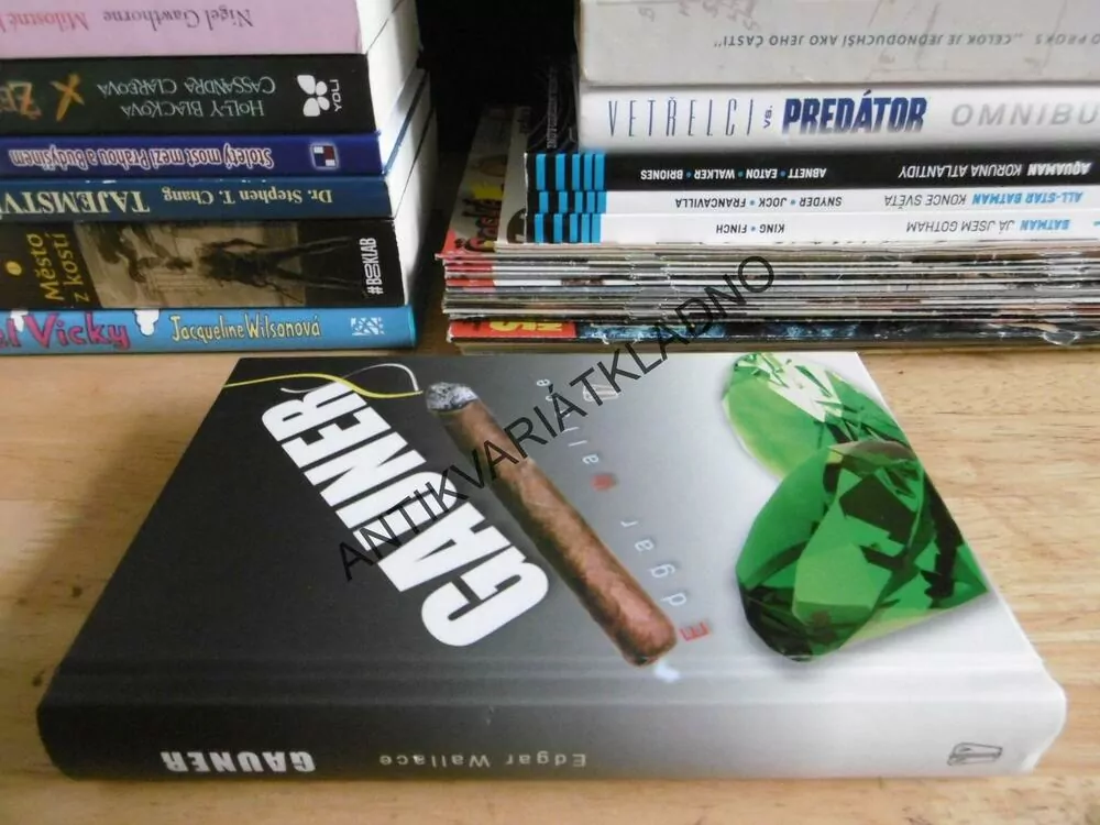 GAUNER, EDGAR WALLACE, **an