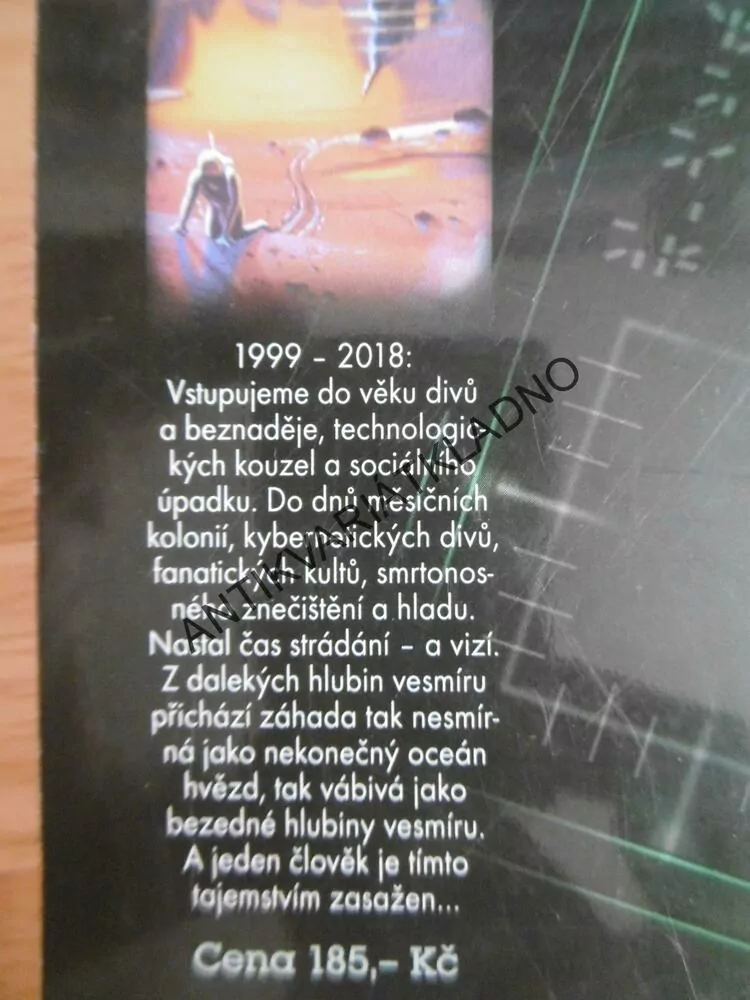 V OCEÁNU NOCI, GREGORY BENFORD, **an