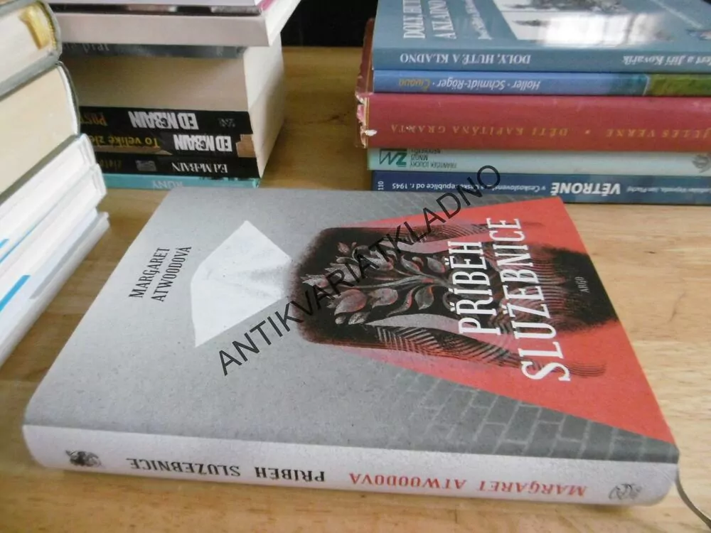 PŘÍBĚH SLUŽEBNICE, MARGARET ATWOODOVÁ, **an