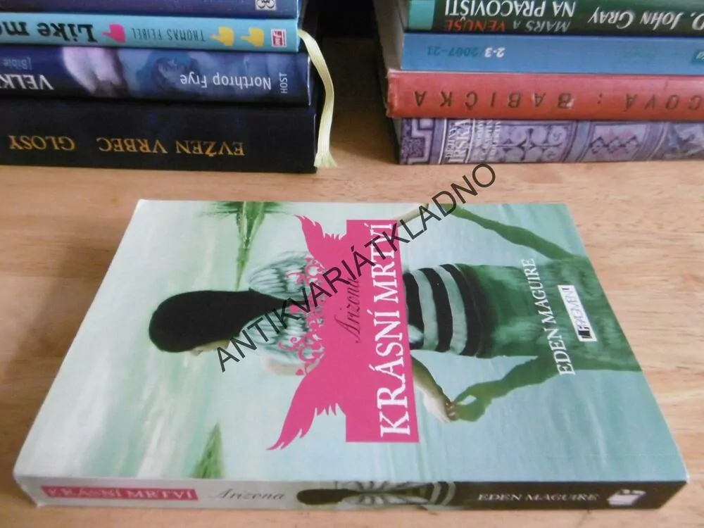 KRÁSNÍ MRTVÍ, ARIZONA, EDEN MAGUIRE, **an