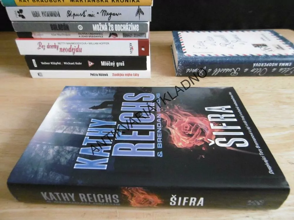 ŠIFRA, KATHY REICHS, BRENDAN REICHS, **an
