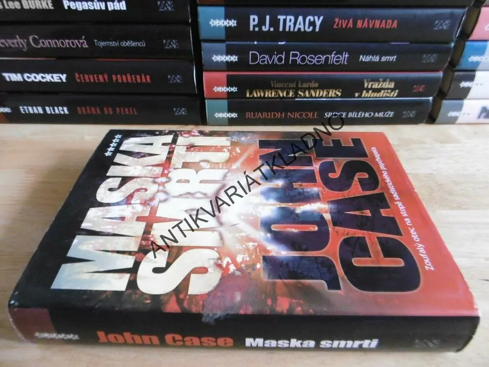 MASKA SMRTI, JOHN CASE, **an