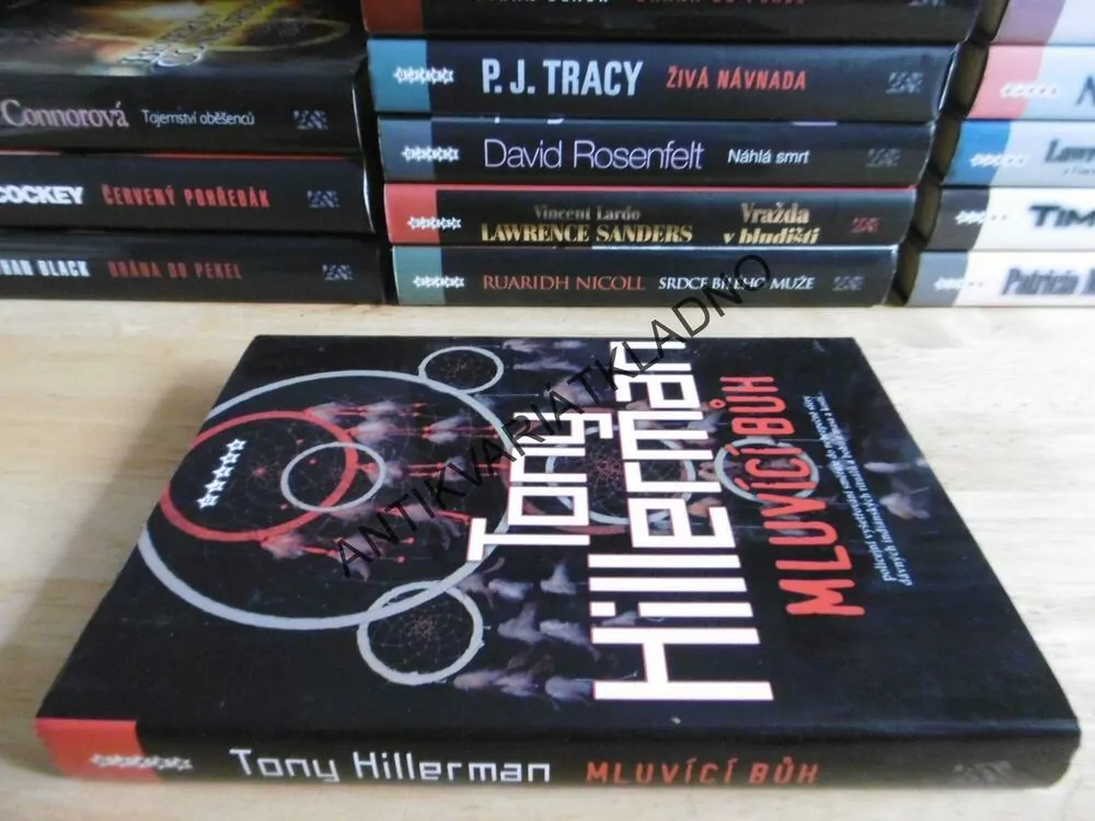 MLUVÍCÍ BŮH, TONY HILLERMAN, **an