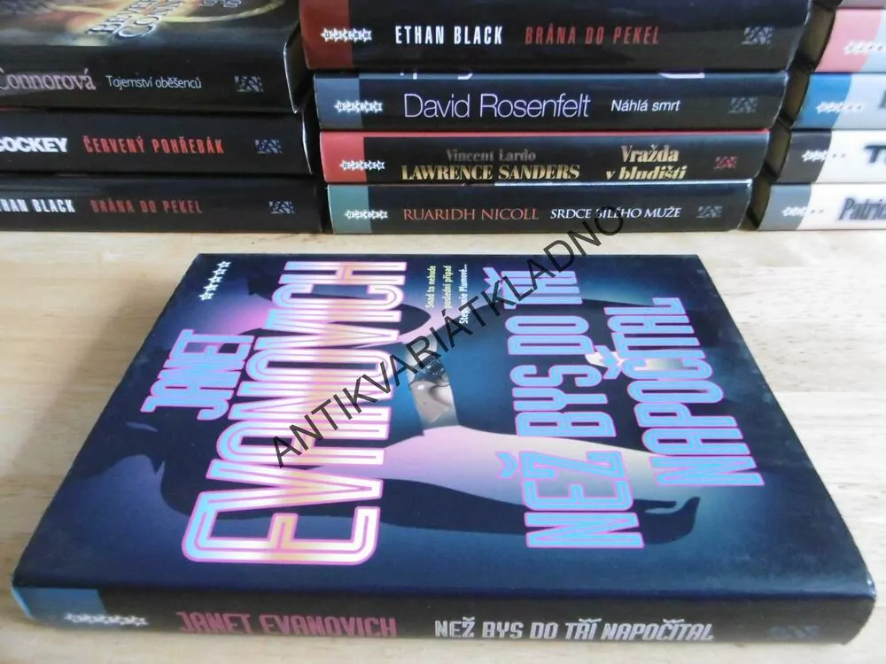 NEŽ BYS DO TŘÍ NAPOČÍTAL, JANET EVANOVICH, **an