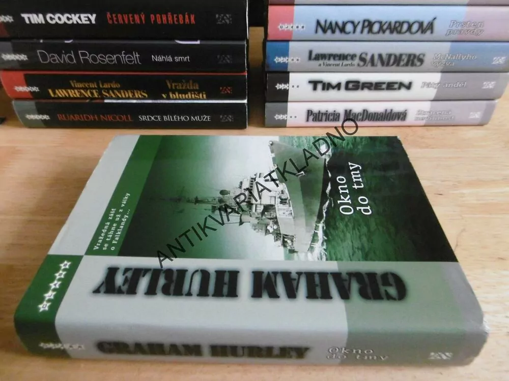 OKNO DO TMY, GRAHAM HURLEY, **an