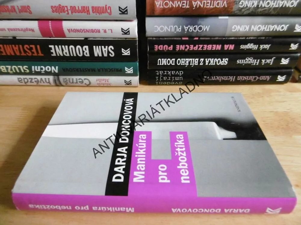 MANIKÚRA PRO NEBOŽTÍKA, DARJA DONCOVOVÁ, **an