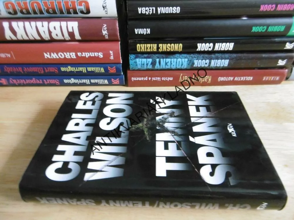 TEMNÝ SPÁNEK, CHARLES WILSON, **an