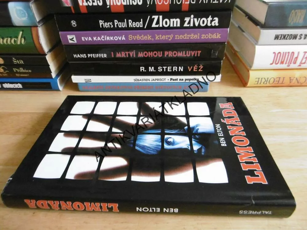 LIMONÁDA, BEN ELTON, **an