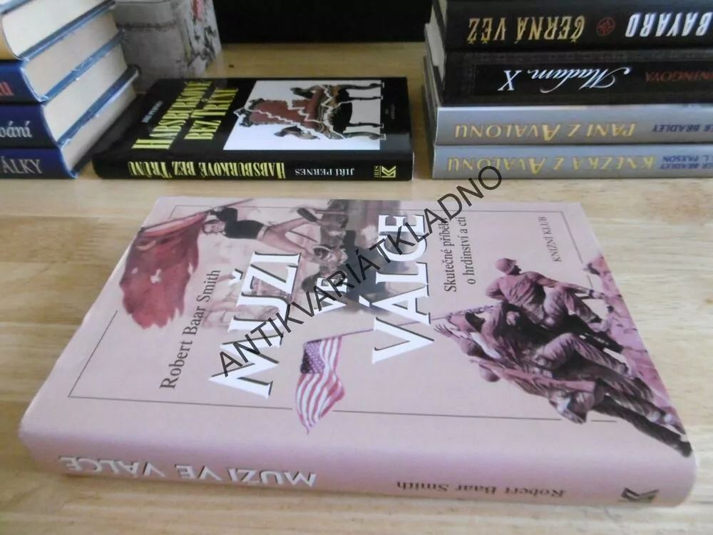 MUŽI VE VÁLCE, ROBERT BAAR SMITH, **an