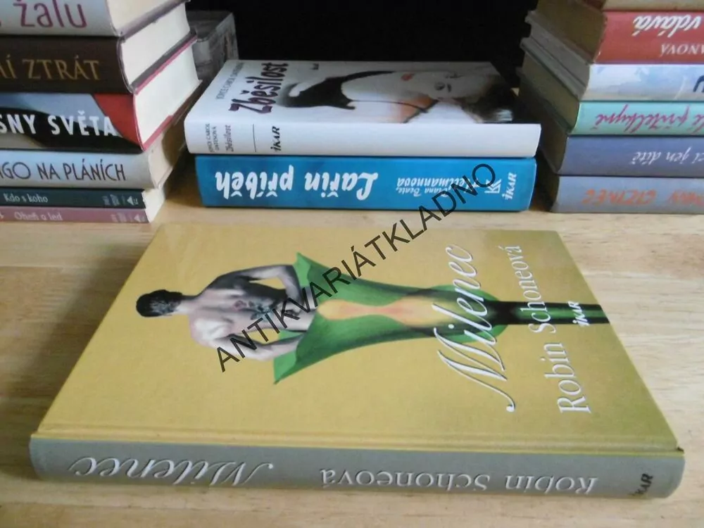 MILENEC, ROBIN SCHONEOVÁ, **an
