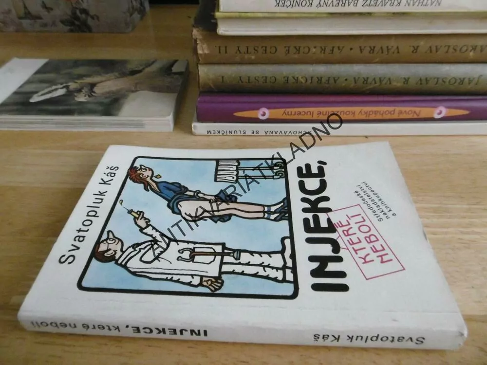 INJEKCE, KTERÉ NEBOLÍ, SVATOPLUK KÁŠ, **an