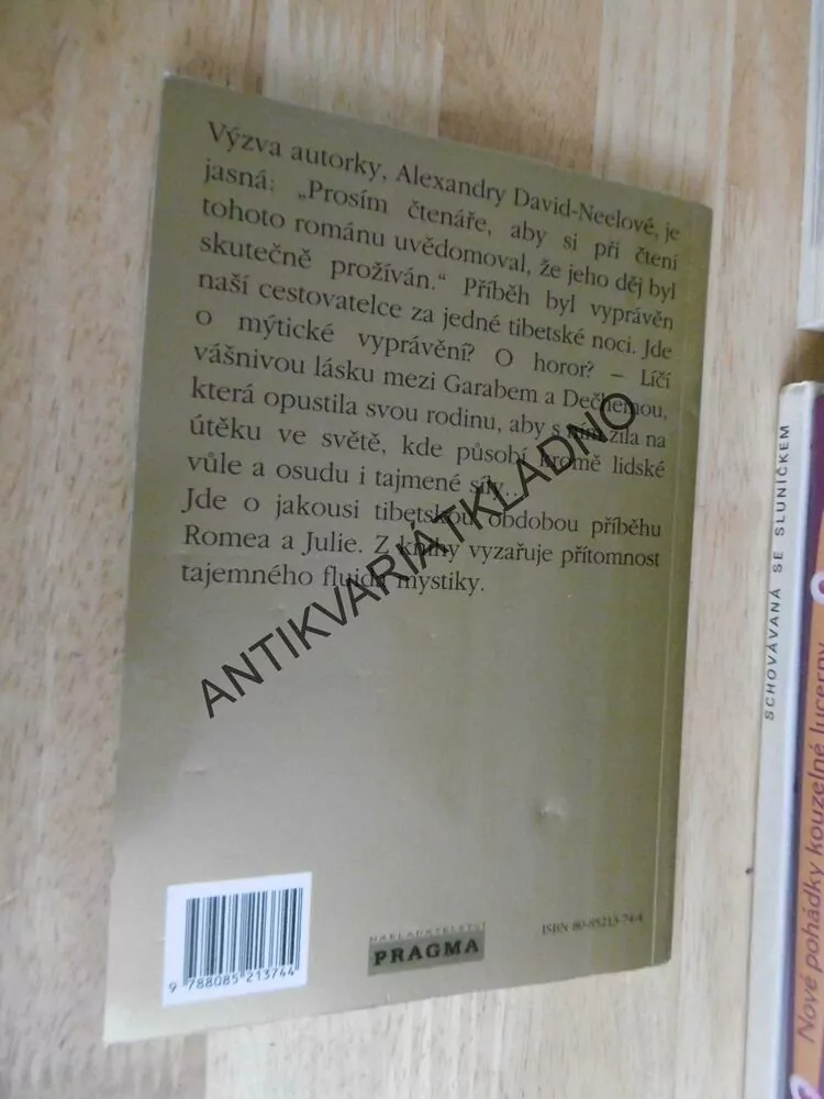BÍLÁ A ČERNÁ MAGIE, ALEXANDRA DAVID-NEELOVÁ, **an