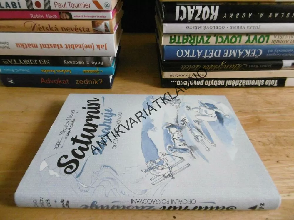 SATURNIN ZASAHUJE, MIROSLAV MACEK, **an