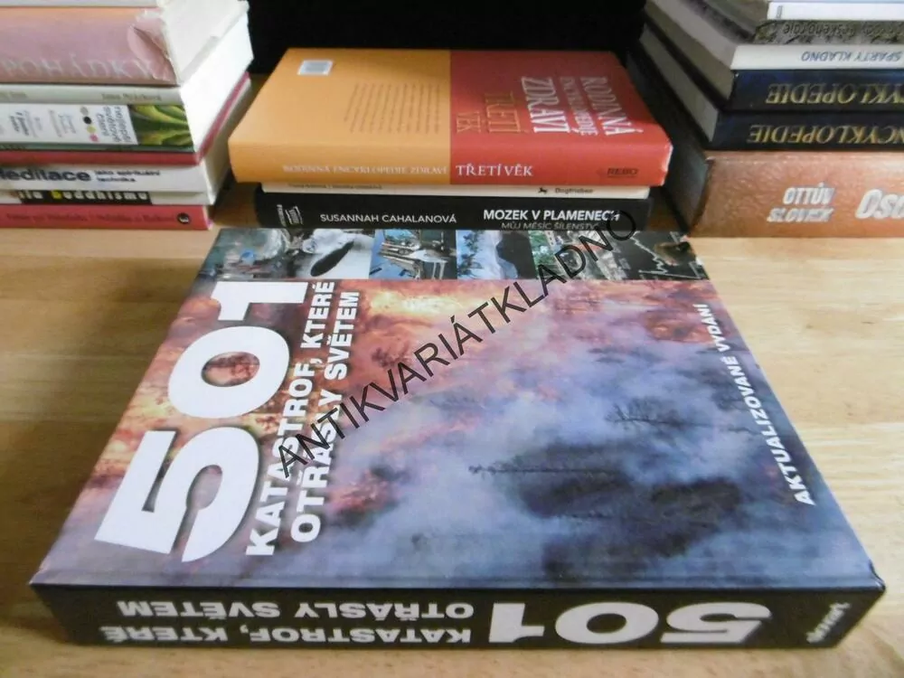 501 KATASTROF, KTERÉ OTŘÁSLY SVĚTEM, **an
