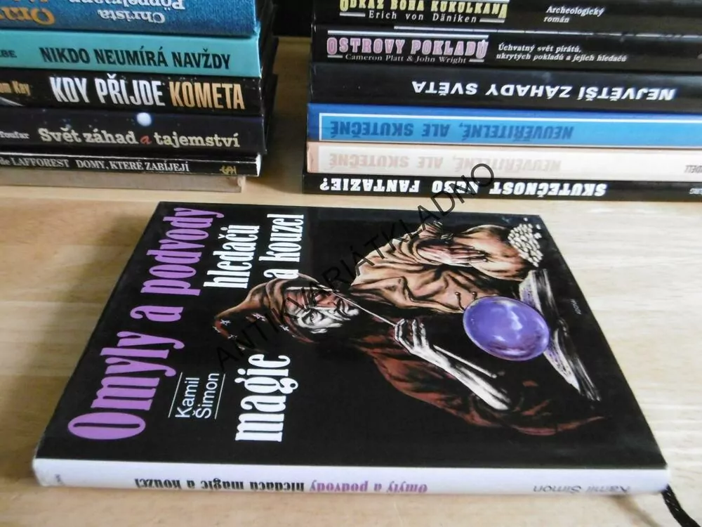 OMYLY A PODVODY HLEDAČŮ MAGIE A KOUZEL, KAMIL ŠIMON,**an