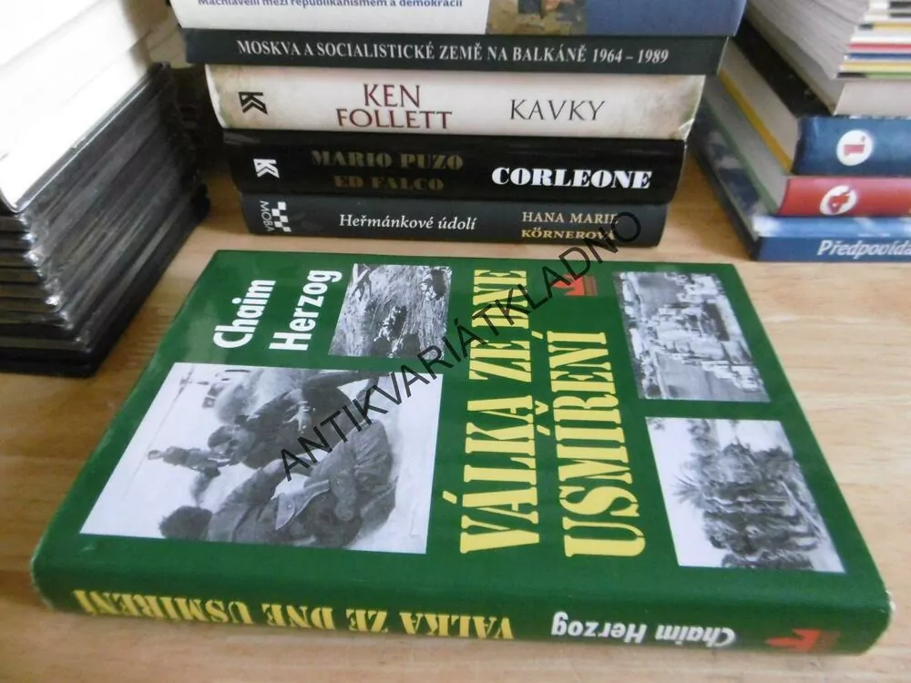 VÁLKA ZE DNE USMÍŘENÍ, CHAIM HERZOG, **an