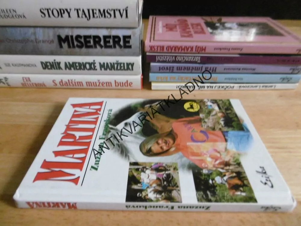 MARTINA, ZUZANA FRANCKOVÁ, **an