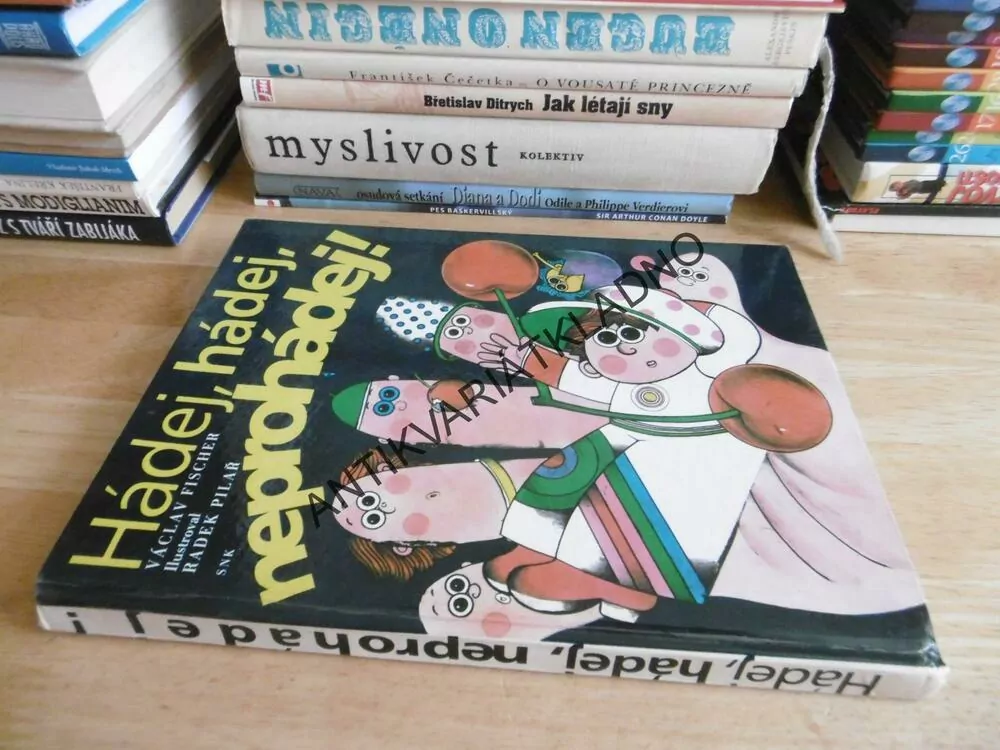 HÁDEJ, HÁDEJ, NEPROHÁDEJ!, VÁCLAV FISCHER, RADEK PILAŘ, **an