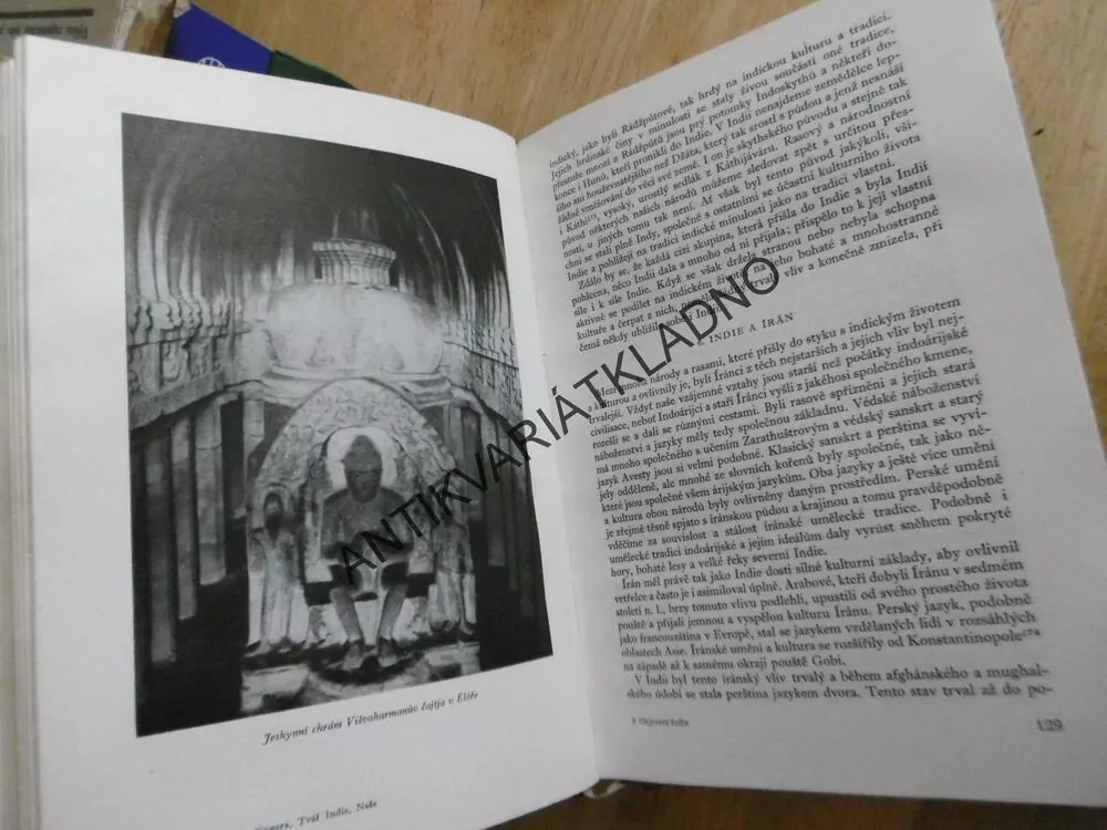 NÉHRÚ, OBJEVENÍ INDIE, 1957, **an