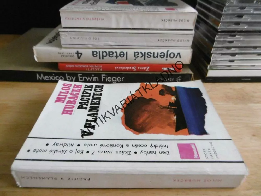 PACIFIK V PLAMENECH, MILOŠ HUBÁČEK, **an