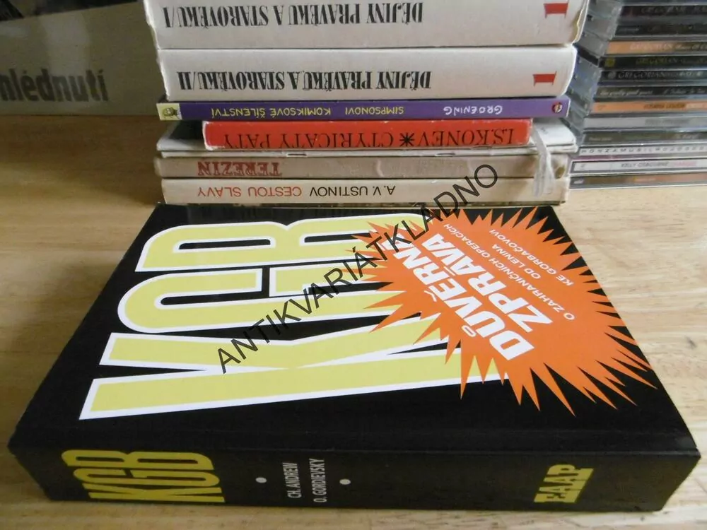 KGB, DŮVĚRNÁ ZPRÁVA O ZAHRANIČNÍCH OPERACÍCH OD LENINA KE GORBAČOVI, CHRISTOPHER ANDREW, **an