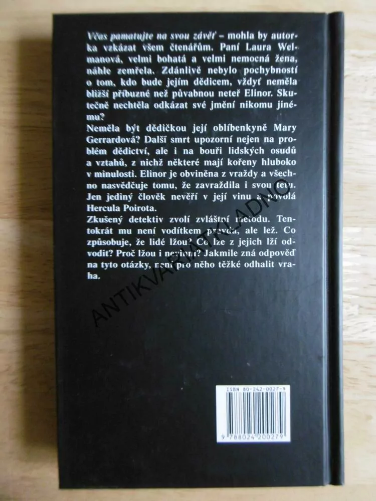 TEMNÝ CYPŘIŠ, AGATHA CHRISTIE, **an