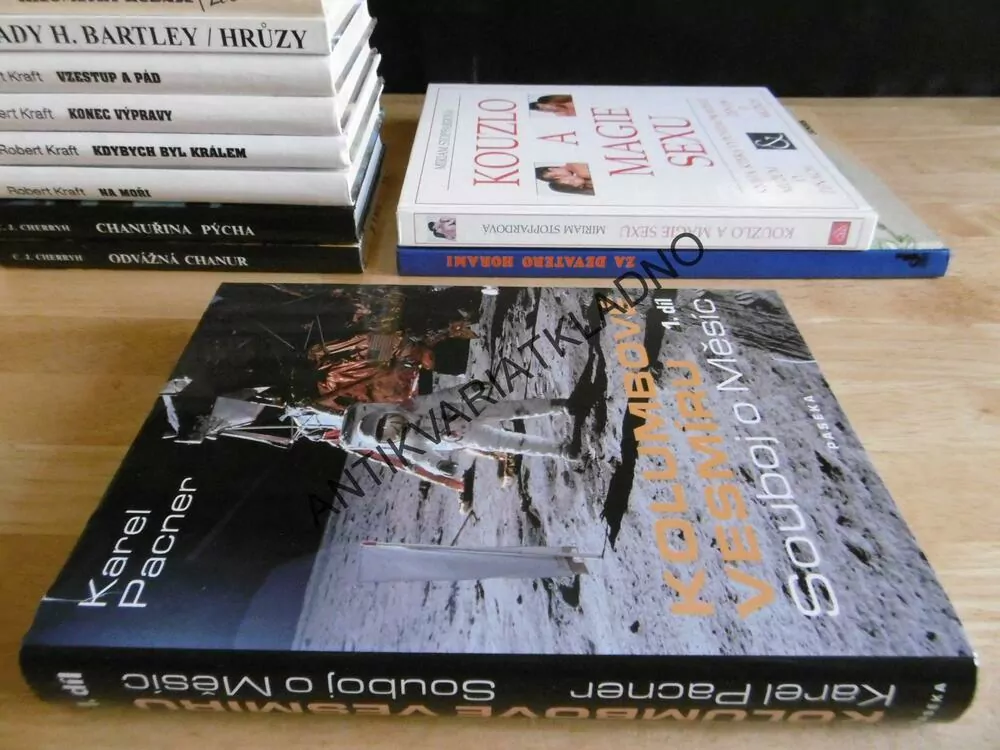 KOLUMBOVÉ VE VESMÍRU, 1. DÍL, SOUBOJ O MĚSÍC, KAREL PACNER, **an
